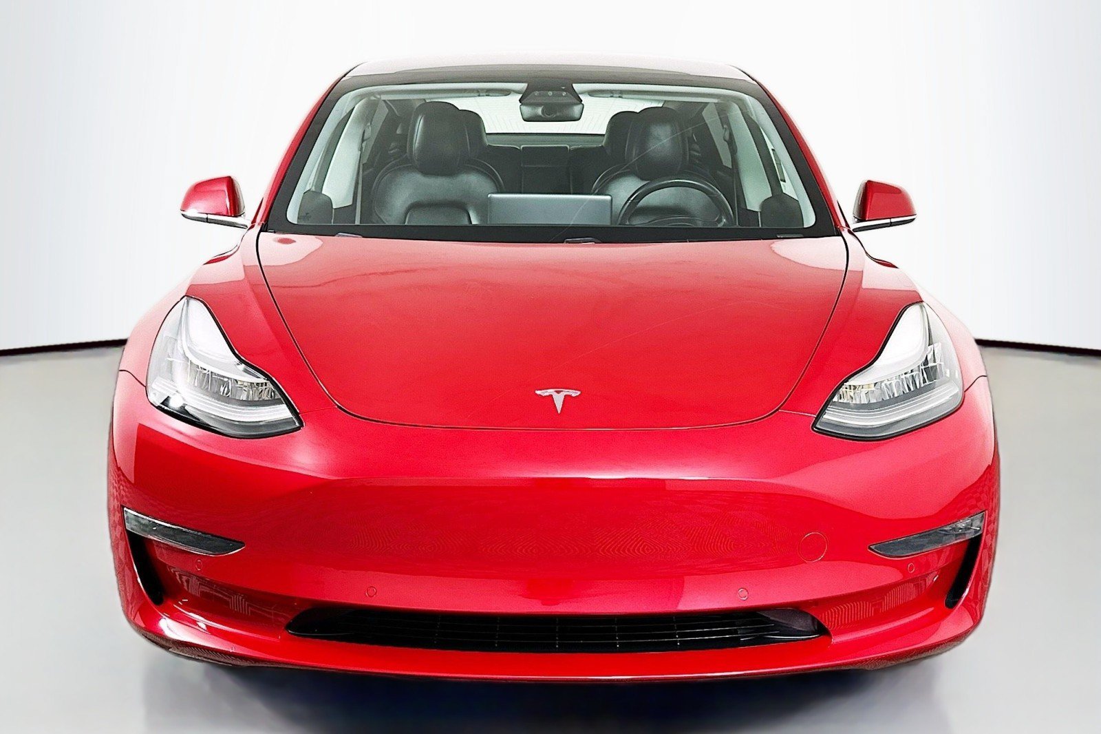 Used 2018 Tesla Model 3 Performance AWD/4WD image 2