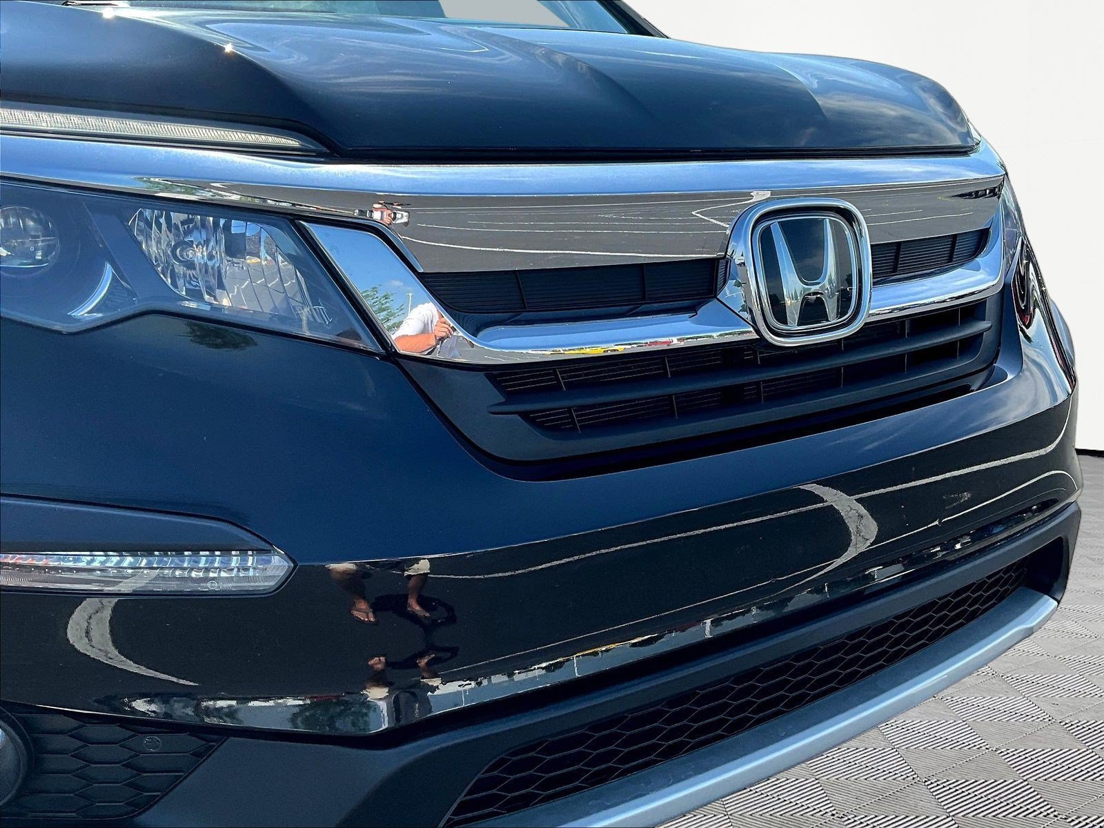 Used 2022 Honda Pilot Black Edition image 32