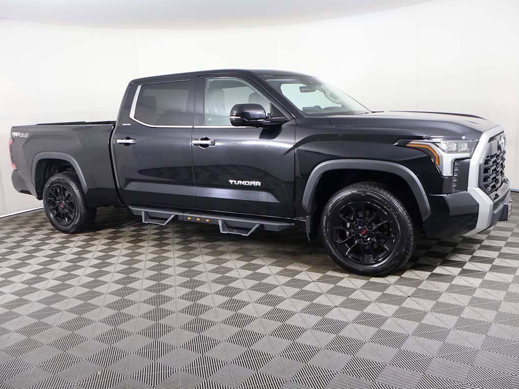 Used 2022 Toyota Tundra Limited w/ TRD Off-Road Package image 19