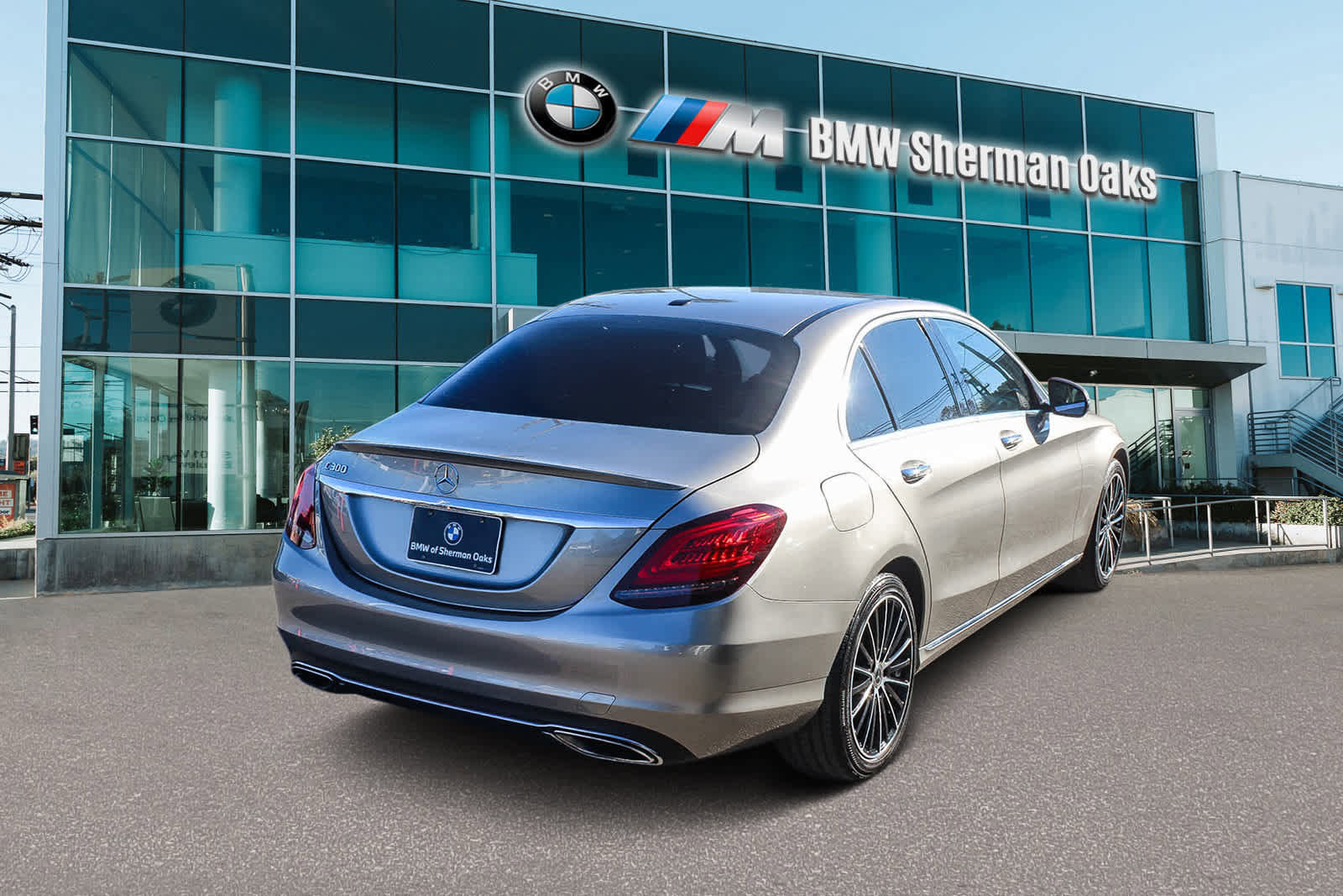 Used 2019 Mercedes-Benz C 300 C 300 image 4