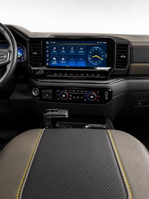 Used 2025 Chevrolet Silverado 1500 ZR2 w/ Technology Package AWD/4WD image 29