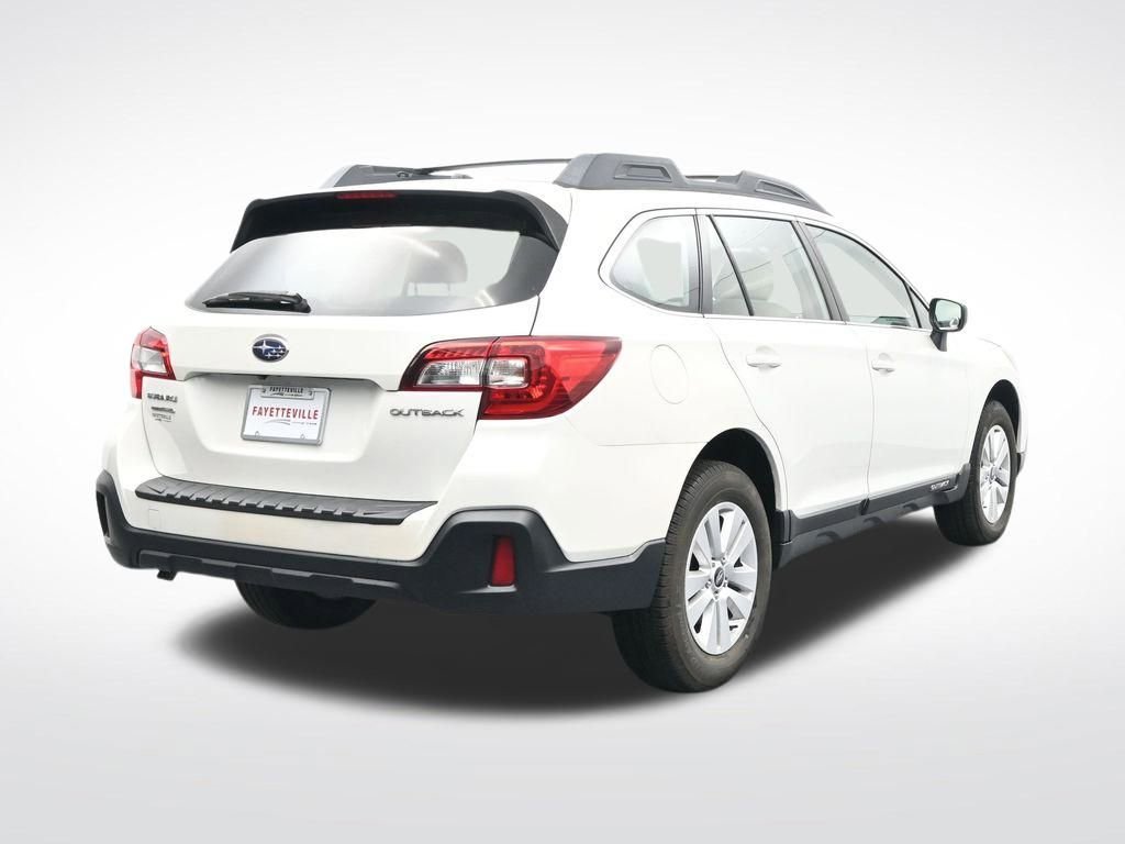 Used 2019 Subaru Outback 2.5i image 5