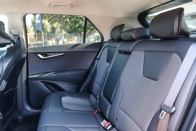 Certified 2025 Kia Niro EX FWD image 19