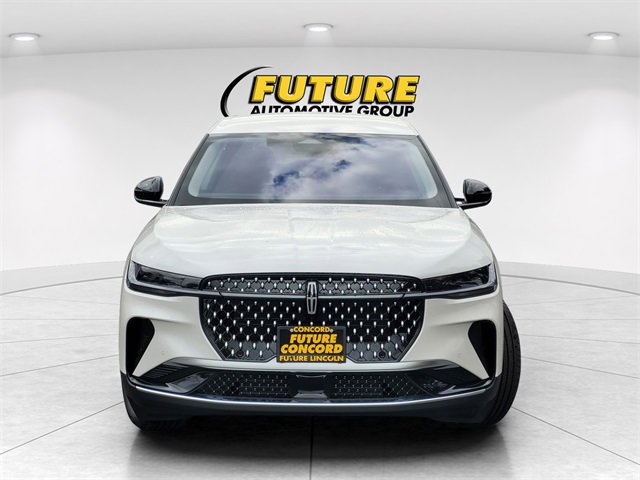 New 2026 Lincoln Nautilus Premier image 3