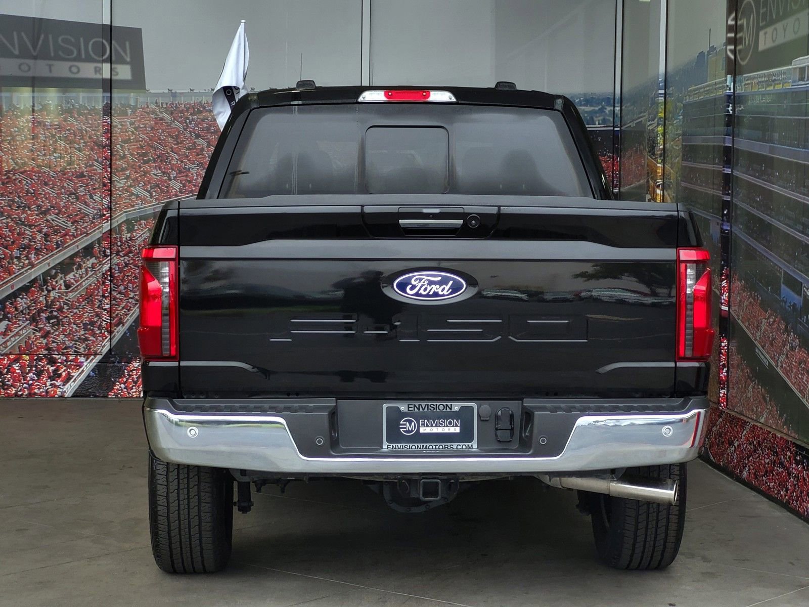 Used 2024 Ford F150 XLT w/ Equipment Group 302A MID image 7