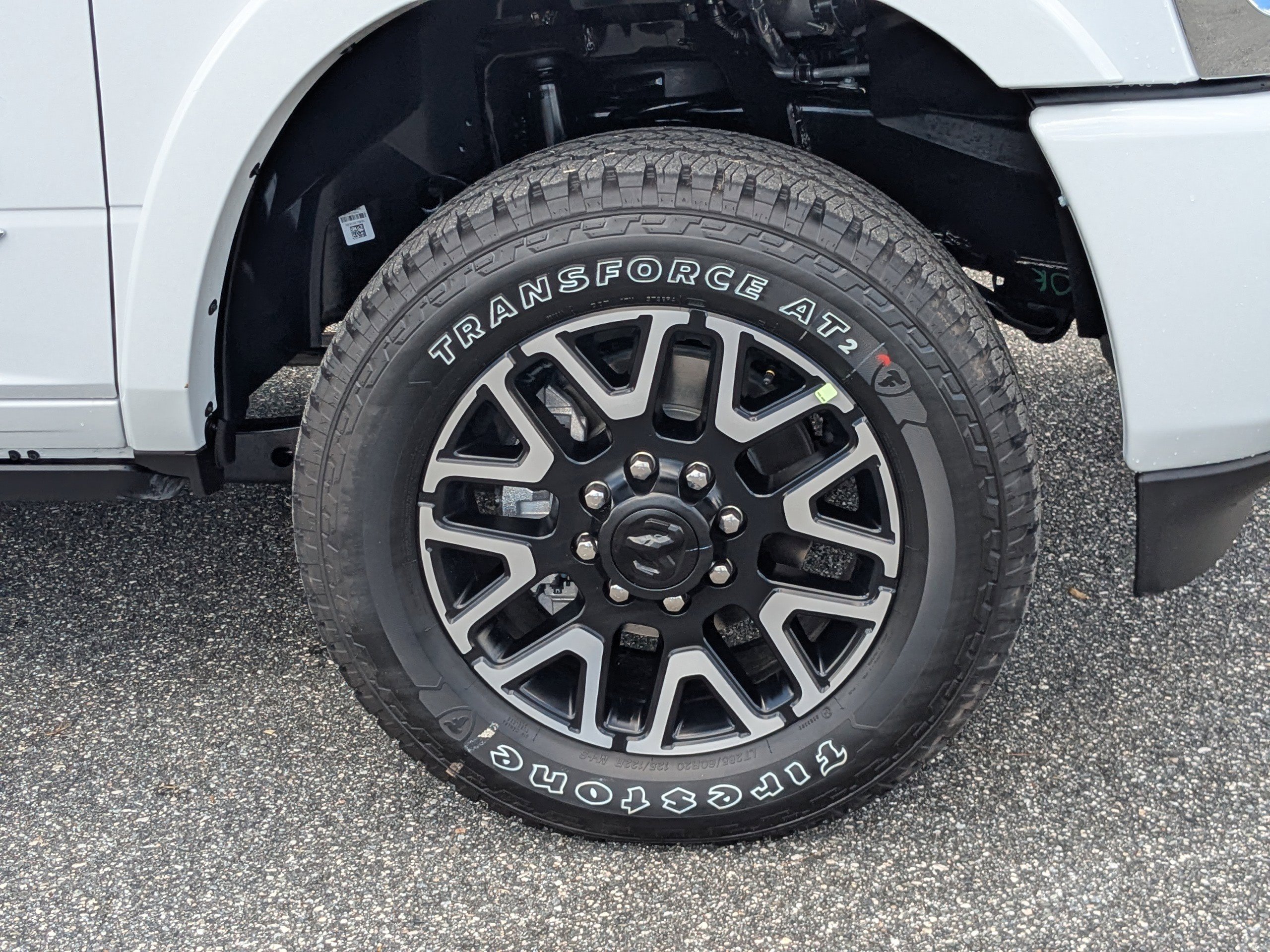 New 2025 RAM 2500 Limited image 10