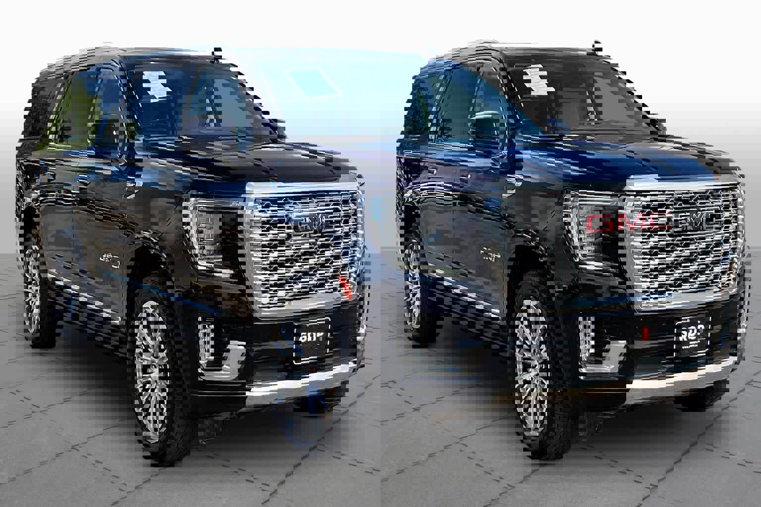 Used 2023 GMC Yukon XL Denali image 3