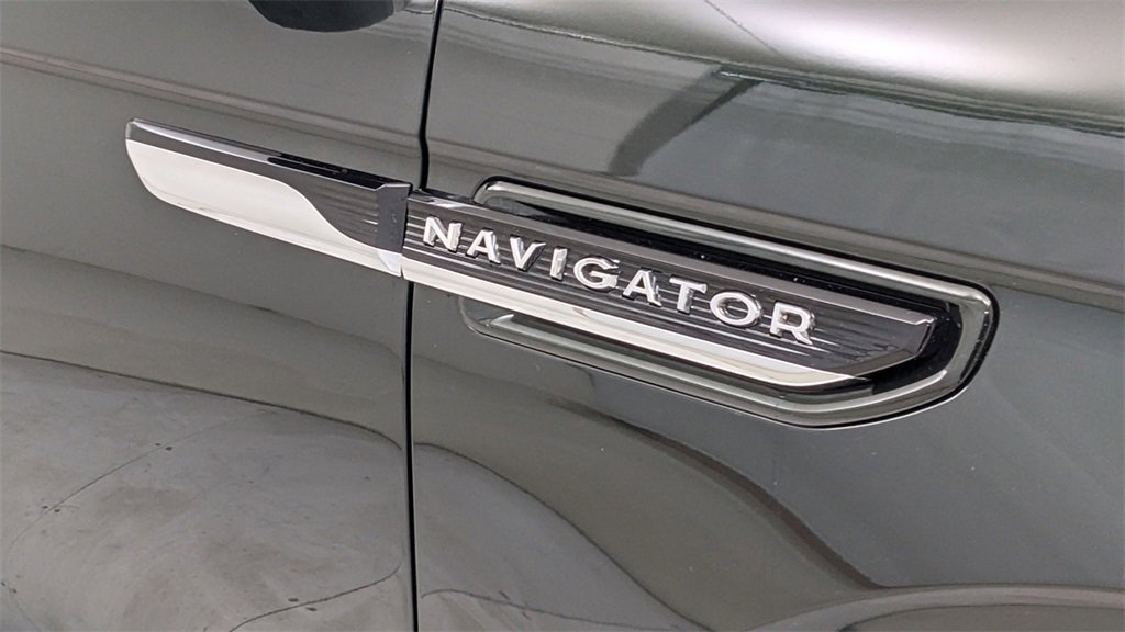 Used 2023 Lincoln Navigator Black Label image 45
