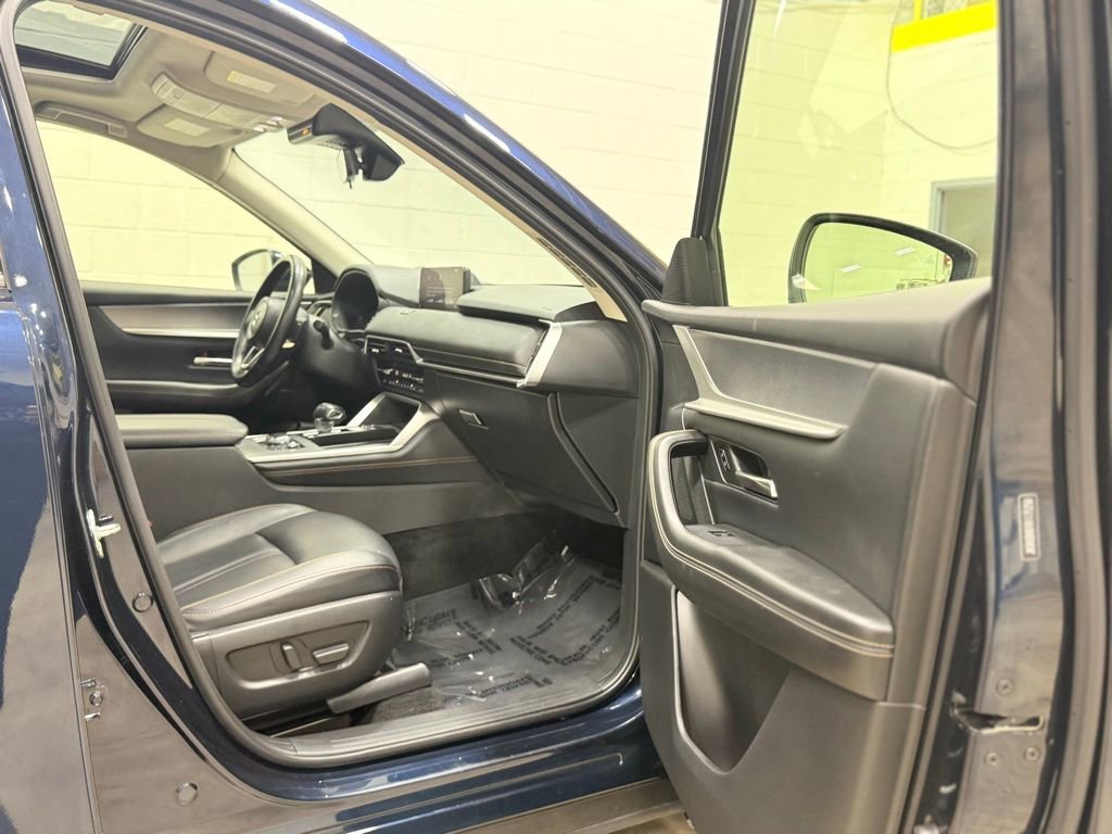 Used 2024 MAZDA CX-90 3.3 Turbo w/ Preferred Package AWD/4WD image 36