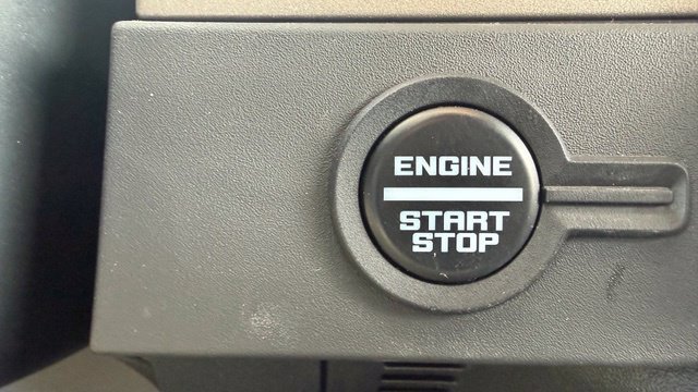 Used 2025 Ford Bronco Outer Banks AWD/4WD image 18