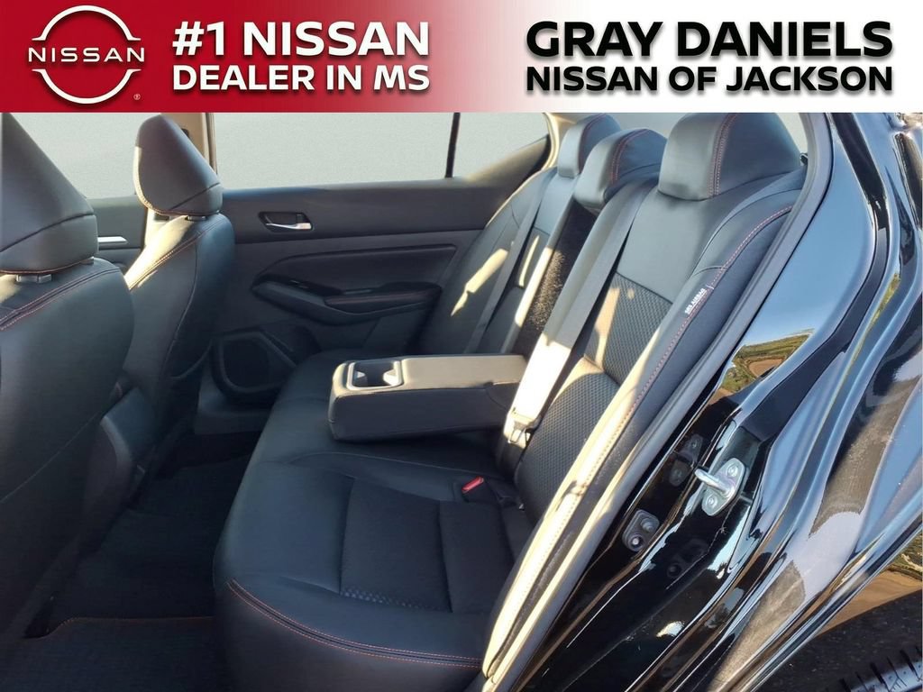 Certified 2025 Nissan Altima 2.5 SR FWD image 27