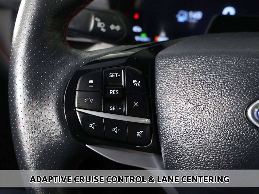Used 2025 Ford Explorer ST-Line w/ ST-Line Street Pack AWD/4WD image 4