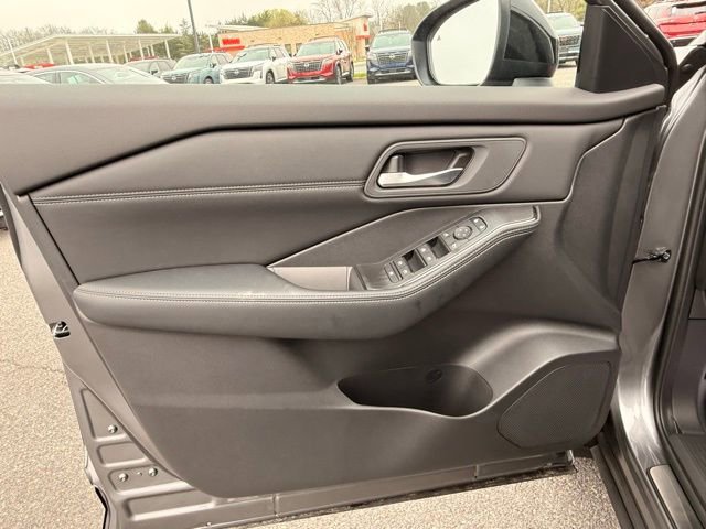 New 2026 Nissan Rogue SV image 11