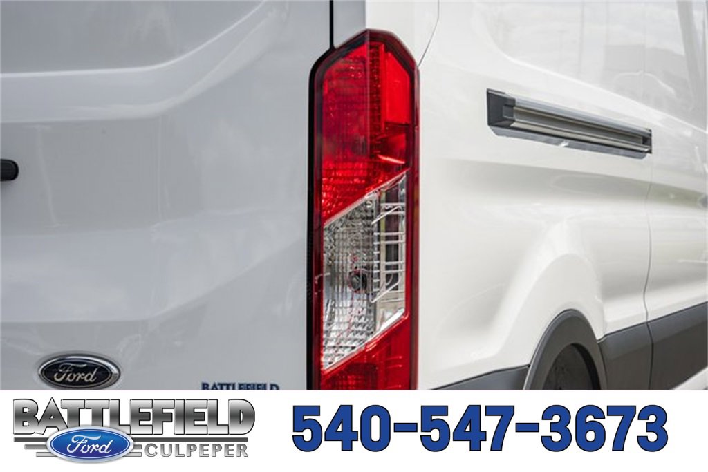 New 2025 Ford Transit 250 148 Medium Roof image 6