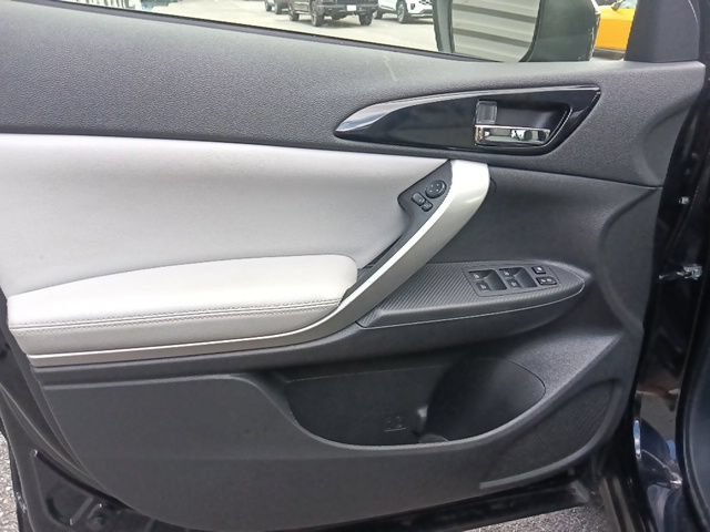 Used 2024 Mitsubishi Eclipse Cross SEL AWD/4WD image 11