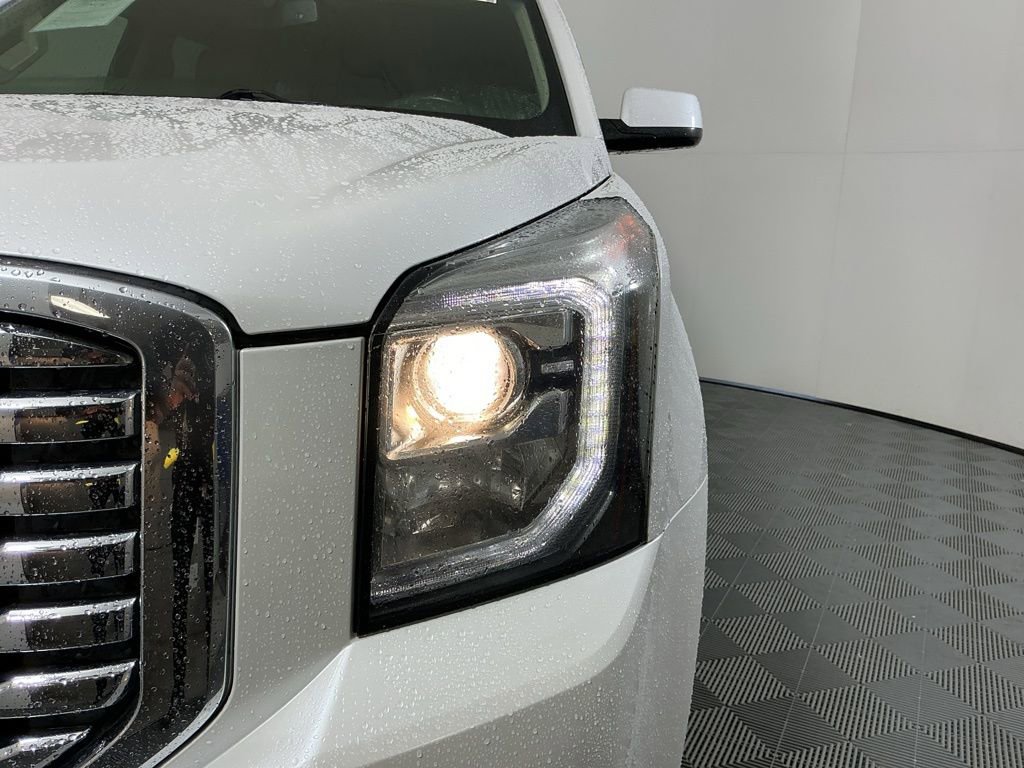 Used 2018 GMC Yukon SLT w/ Premium Edition RWD image 8