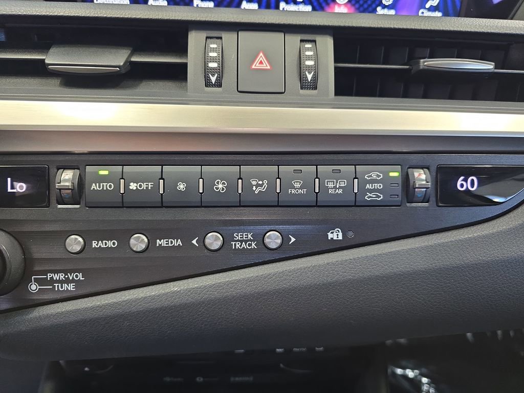 Used 2020 Lexus ES 350 w/ Accessory Package FWD image 24