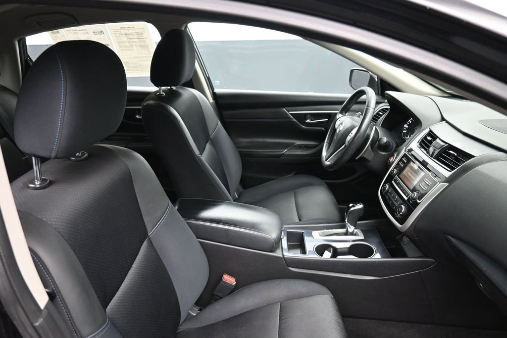 Used 2018 Nissan Altima 2.5 SR FWD image 23