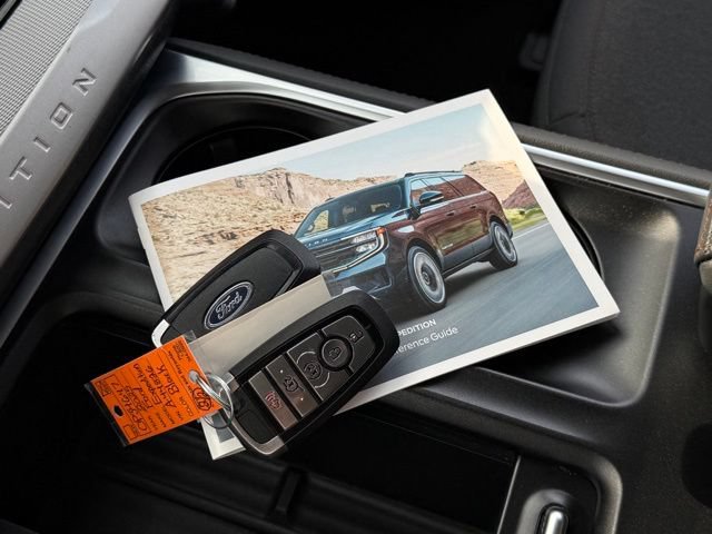 Certified 2025 Ford Expedition Max Active AWD/4WD image 5