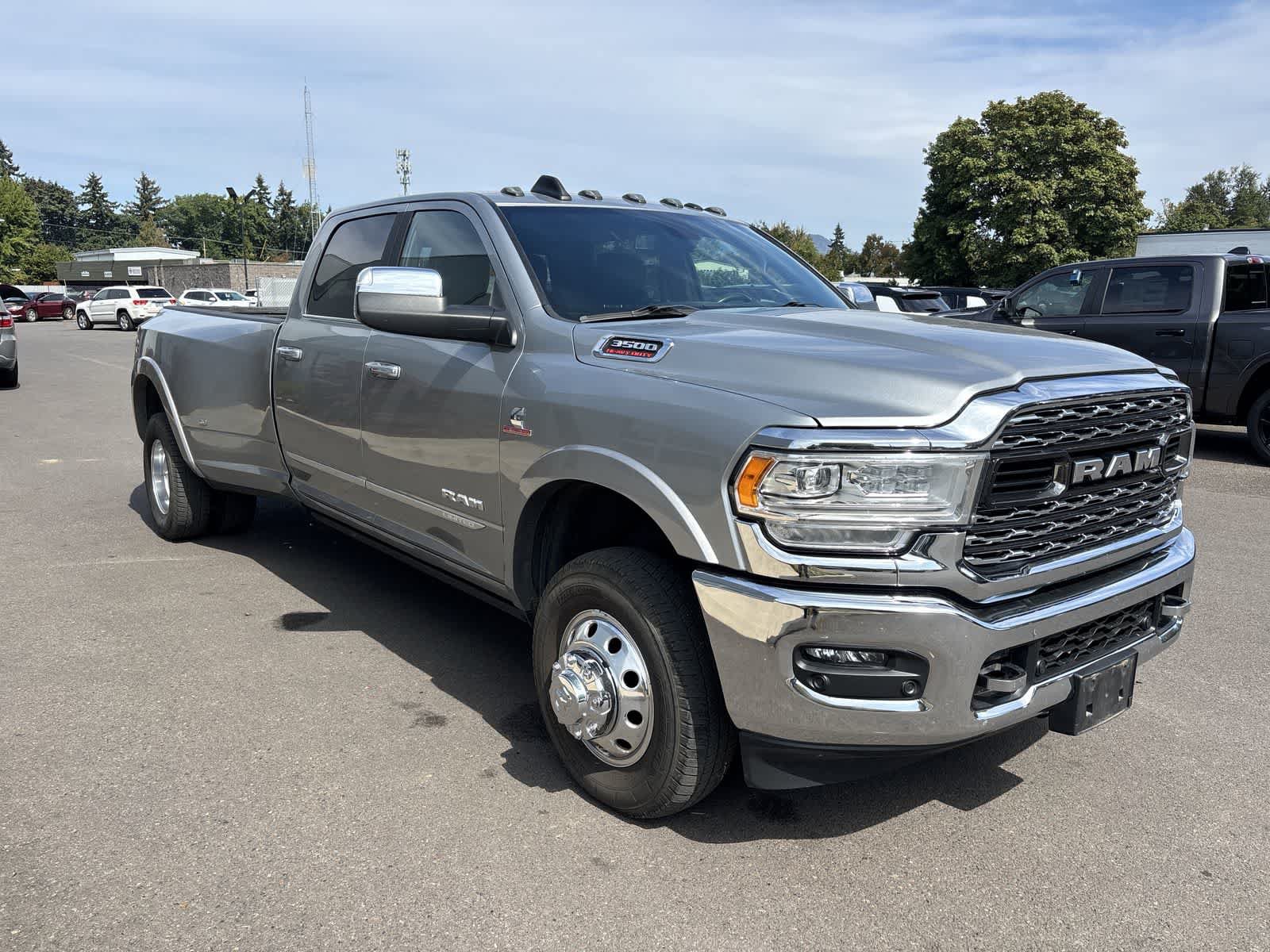 Used 2022 RAM 3500 Limited w/ Cold Weather Group AWD/4WD image 6