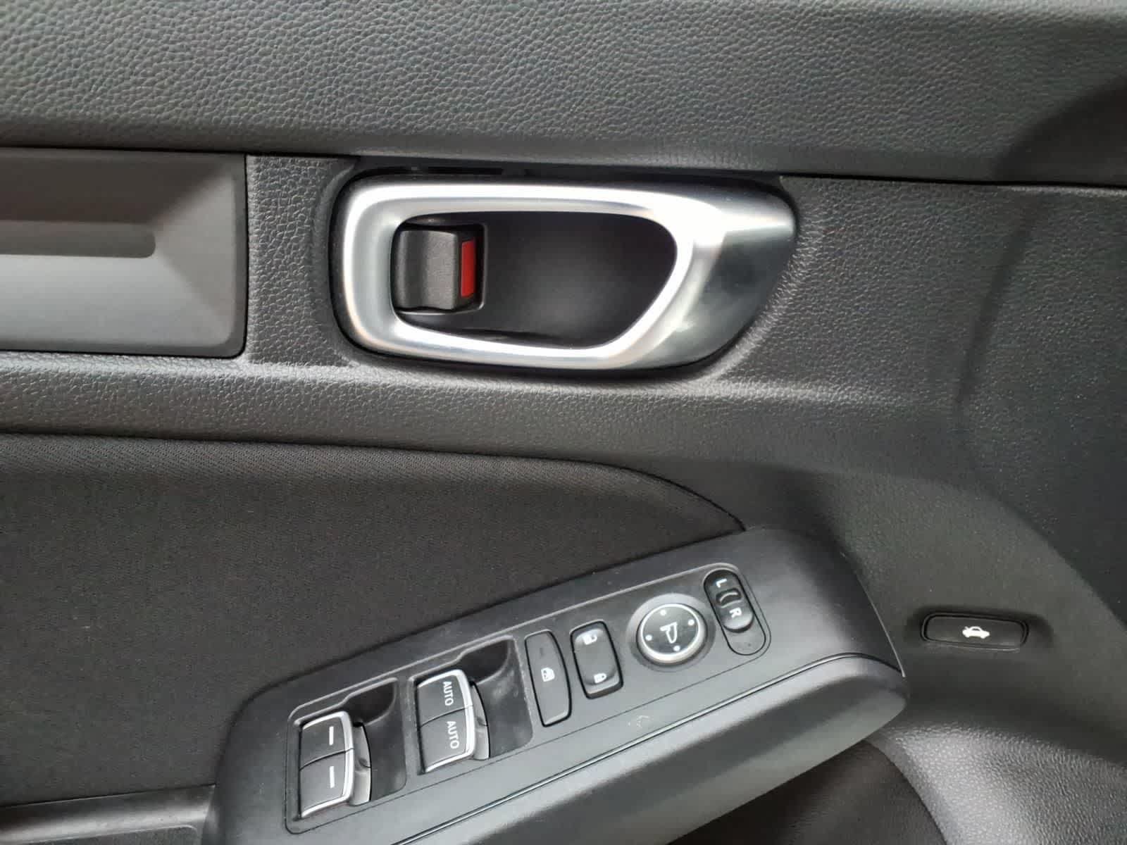 Used 2022 Honda Civic Sport image 12