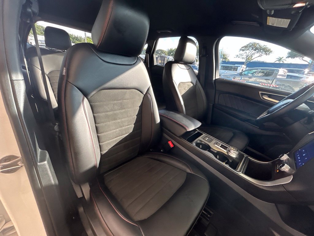 Used 2021 Ford Edge ST-Line FWD image 26