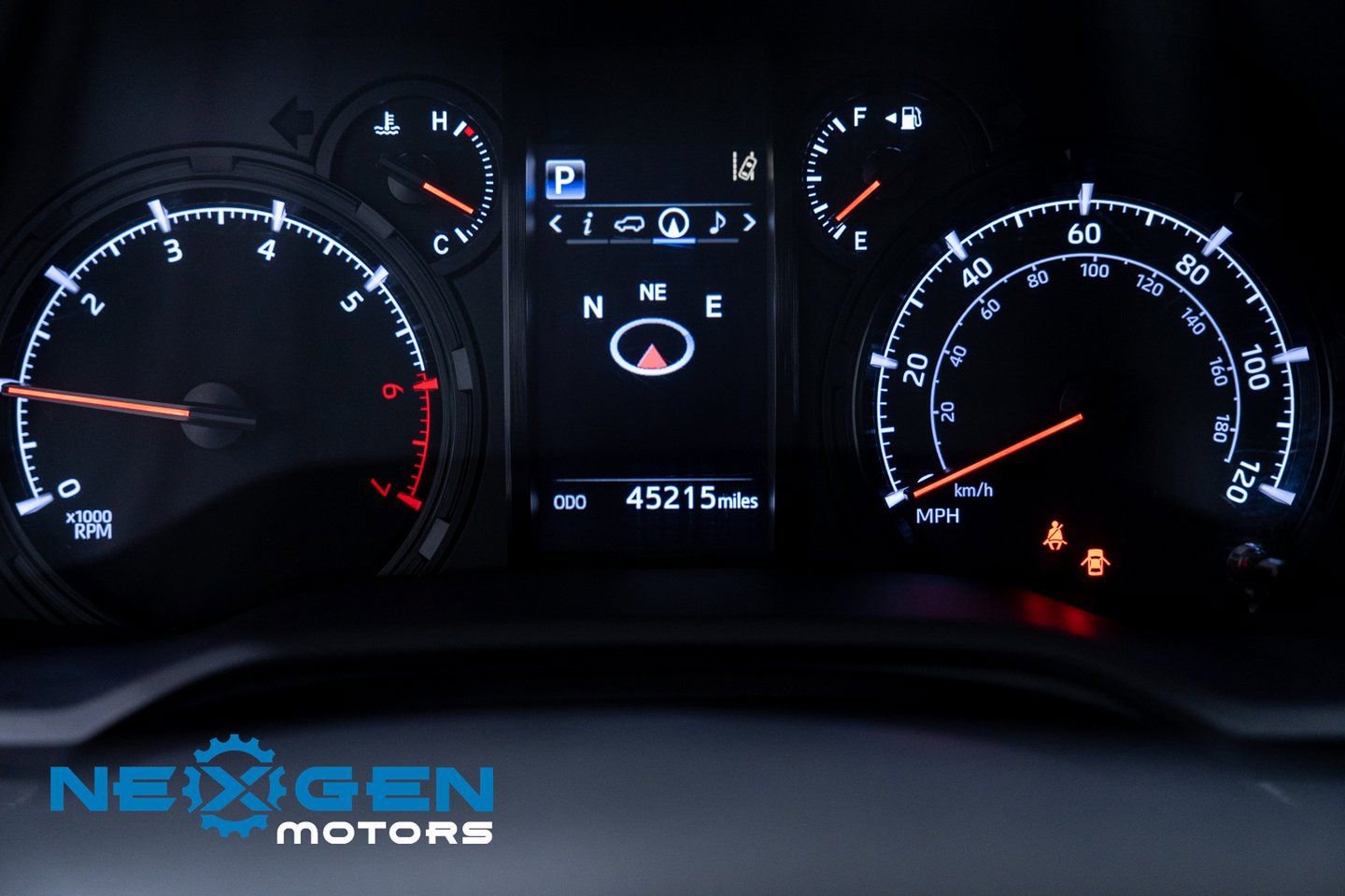 Used 2021 Toyota 4Runner SR5 Premium image 9