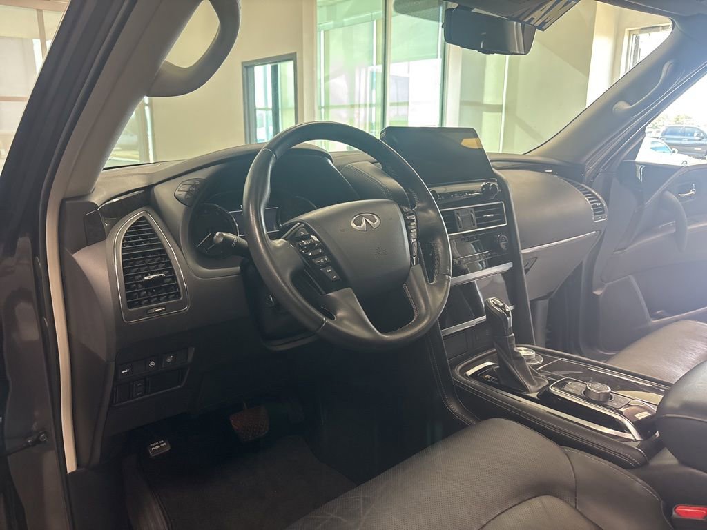 Used 2024 INFINITI QX80 Luxe AWD/4WD image 16