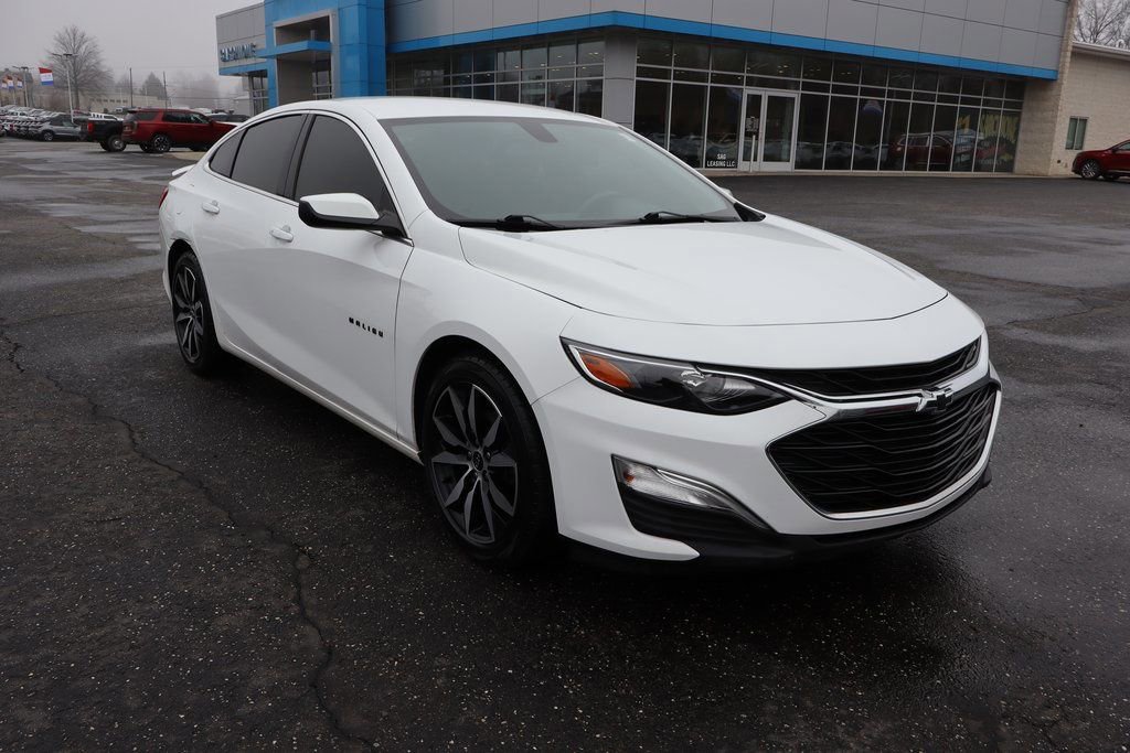 Used 2021 Chevrolet Malibu RS w/ LPO, Floor Liner Package image 2