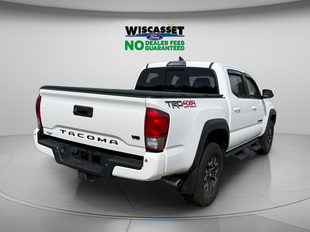 Used 2017 Toyota Tacoma TRD Off-Road w/ Premium & Technology Package AWD/4WD image 20
