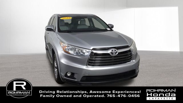 Used 2015 Toyota Highlander XLE FWD image 3