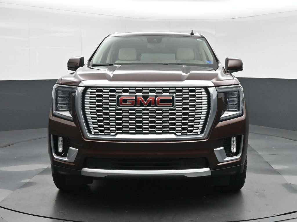 Used 2023 GMC Yukon XL Denali AWD/4WD image 2