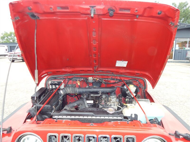 Used 2004 Jeep Wrangler X AWD/4WD image 36