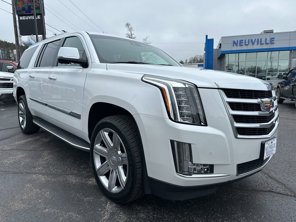 Used 2016 Cadillac Escalade ESV Luxury image 1