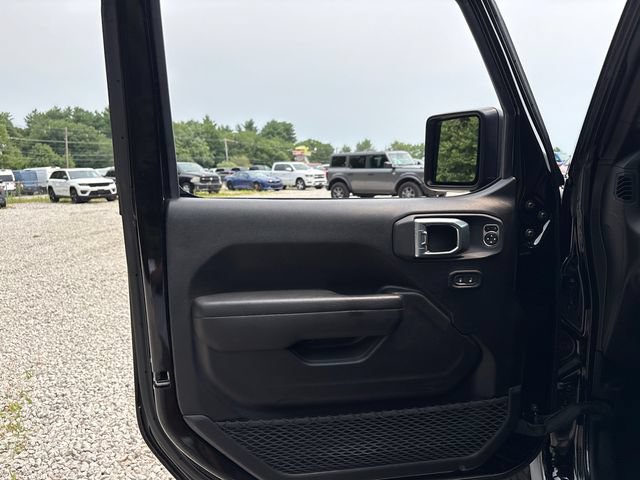 Used 2023 Jeep Wrangler Unlimited Rubicon 4xe AWD/4WD image 22