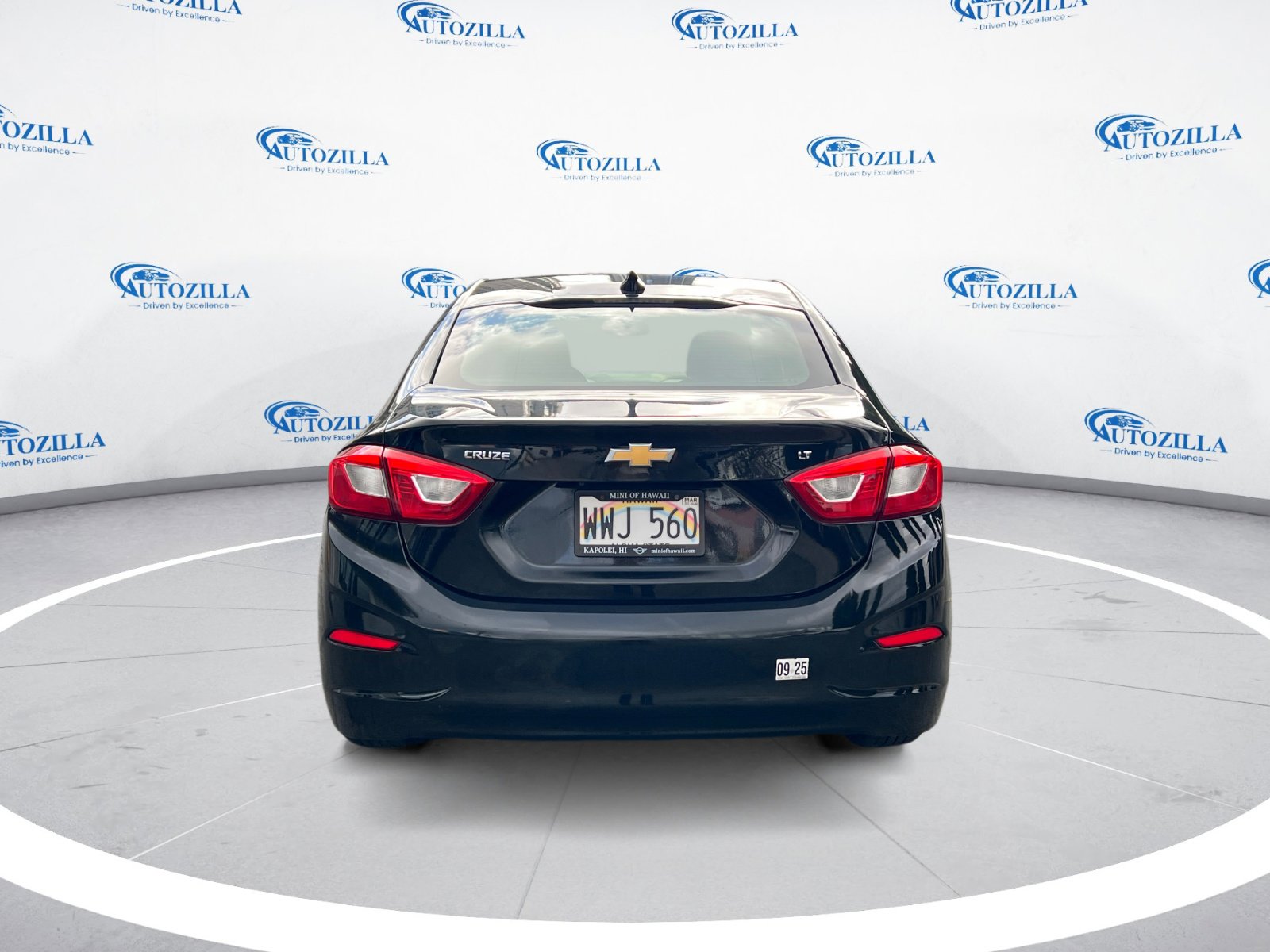 Used 2019 Chevrolet Cruze LT image 4