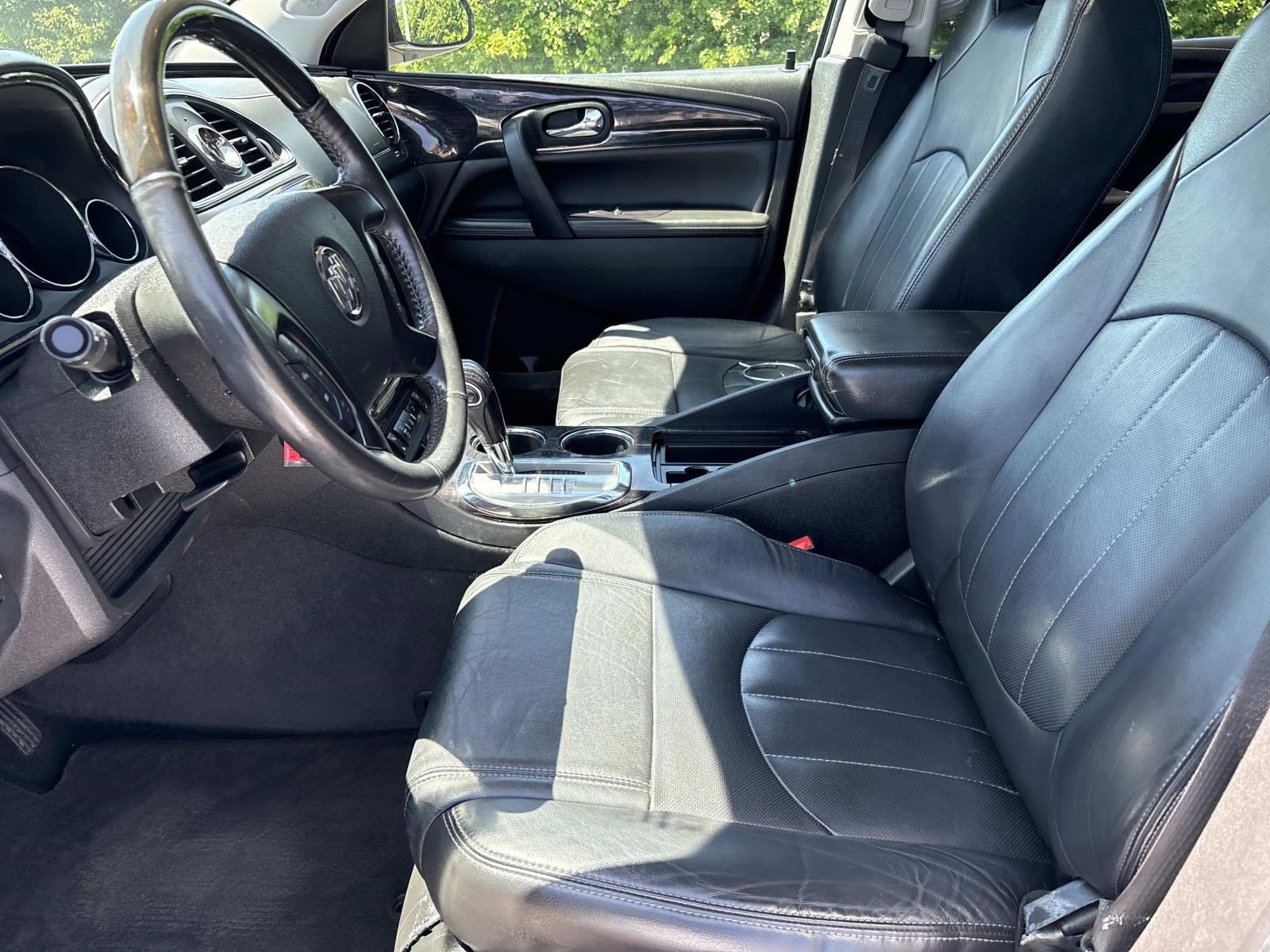 Used 2017 Buick Enclave Leather image 26