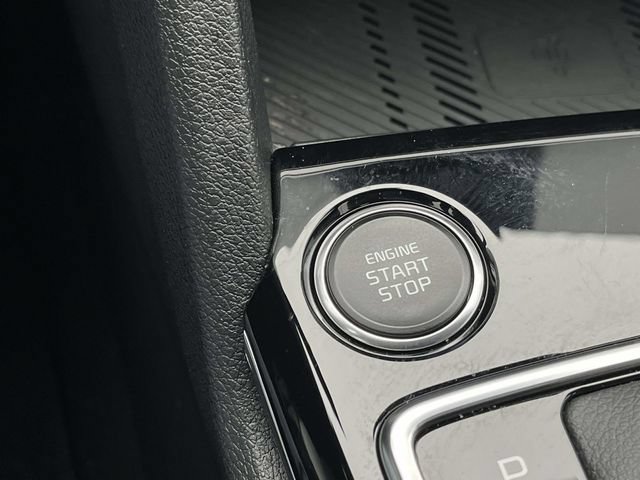 Used 2025 Kia Sportage SX FWD image 36