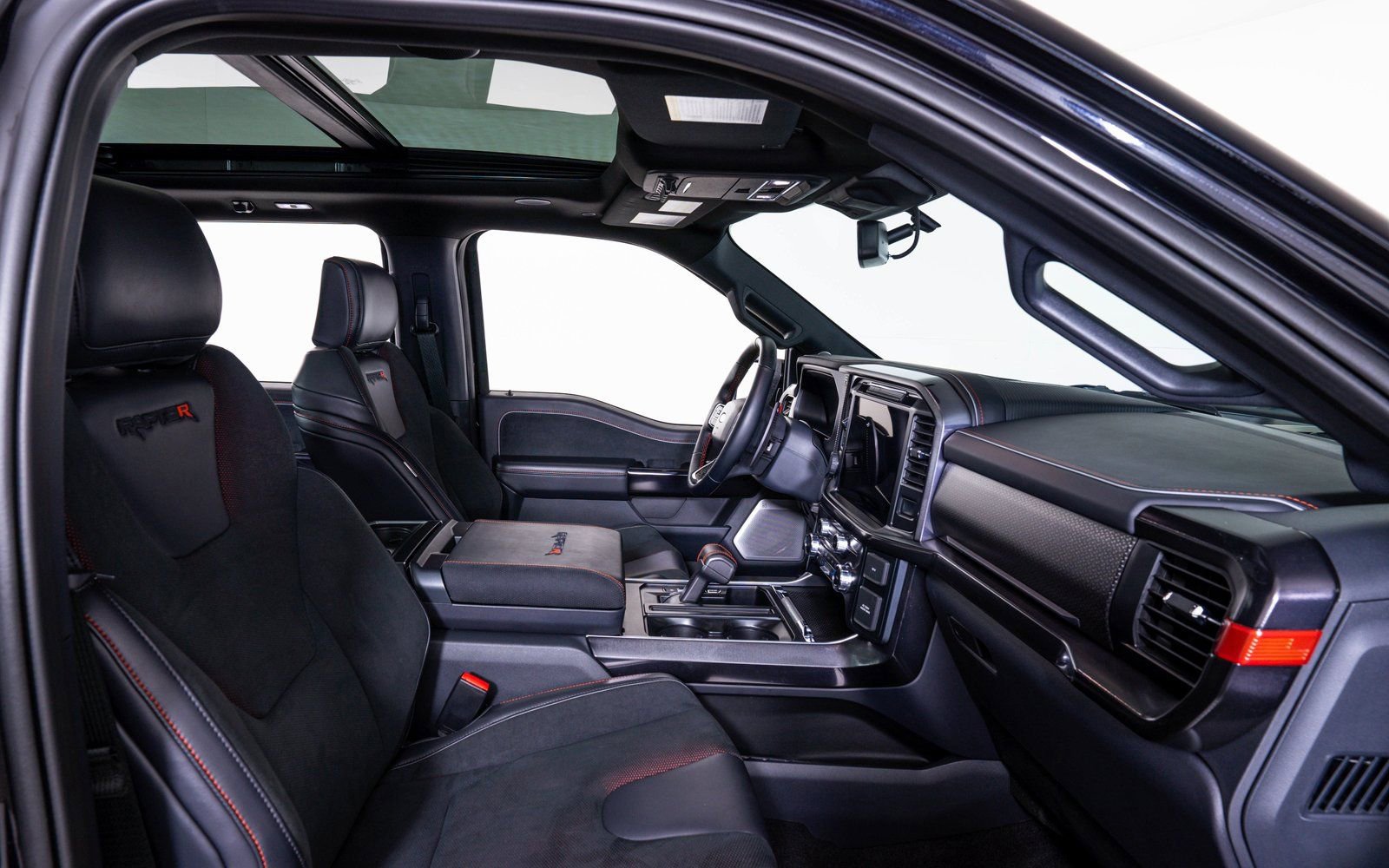 Used 2025 Ford F150 Raptor w/ Equipment Group 803A Raptor R image 18