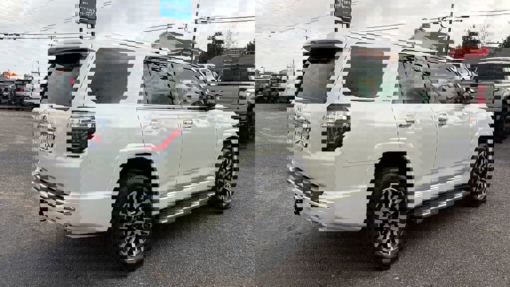 Used 2021 Toyota 4Runner Limited image 5