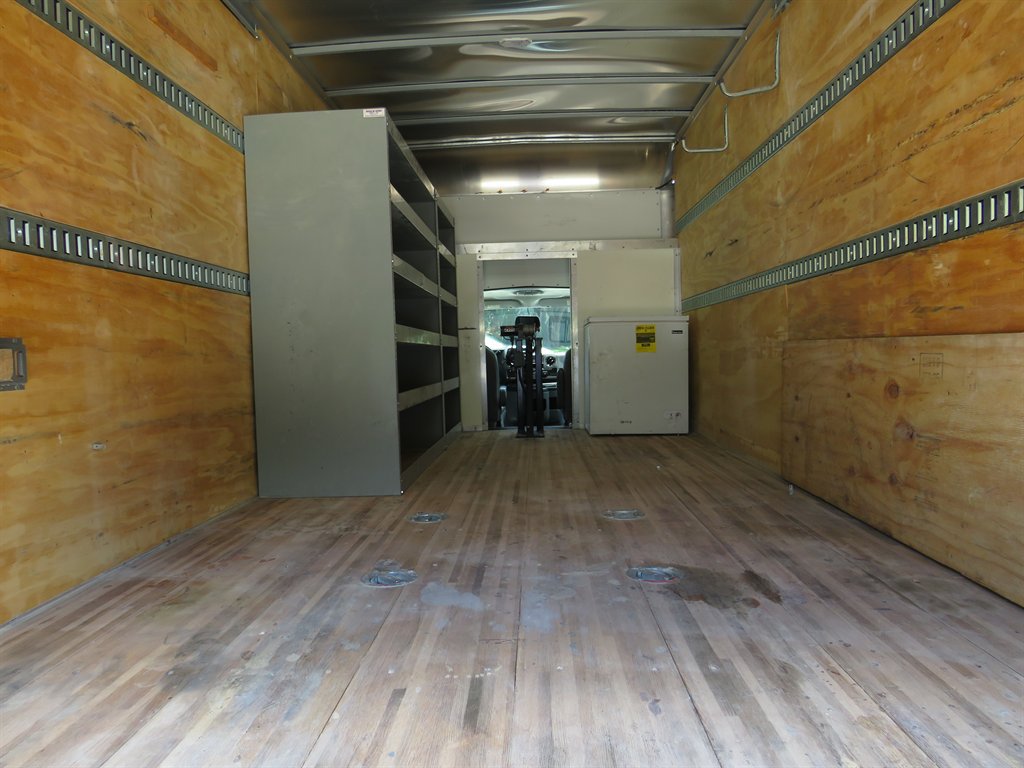 Used 2025 Ford E-450 and Econoline 450 Super Duty w/ Power Equipment Group RWD image 14