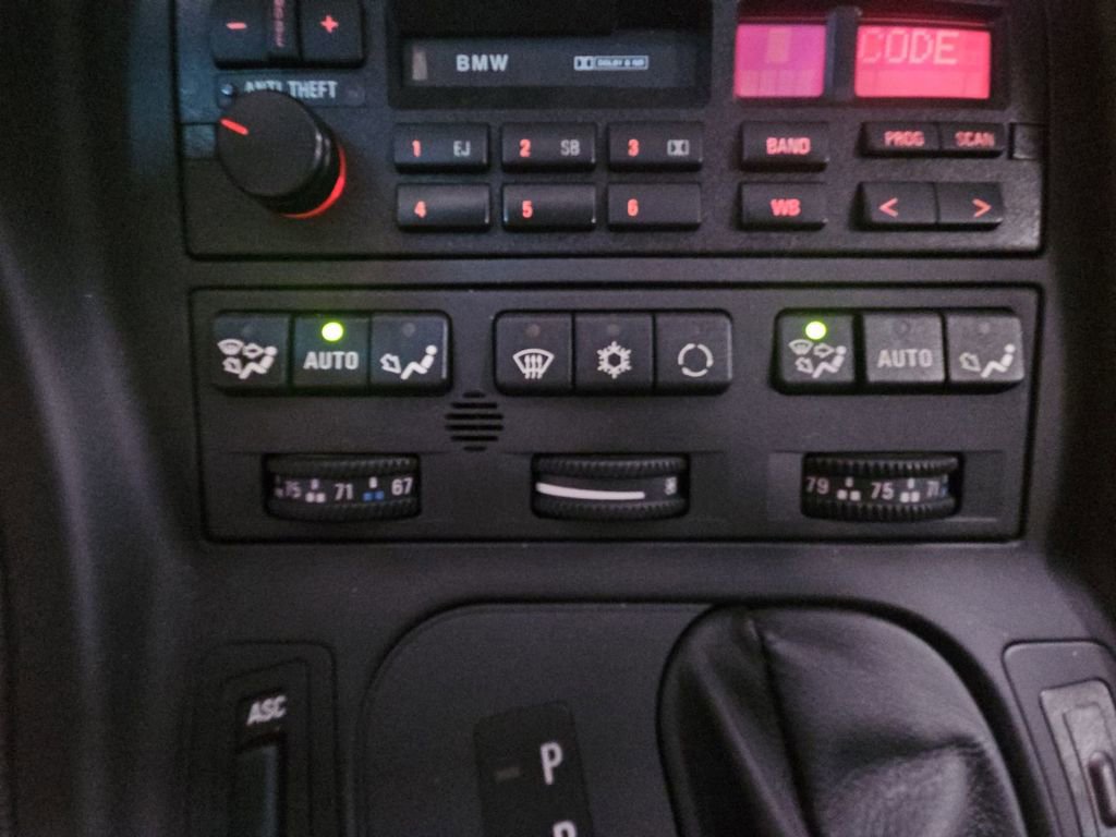 Used 1995 BMW 840Ci image 17