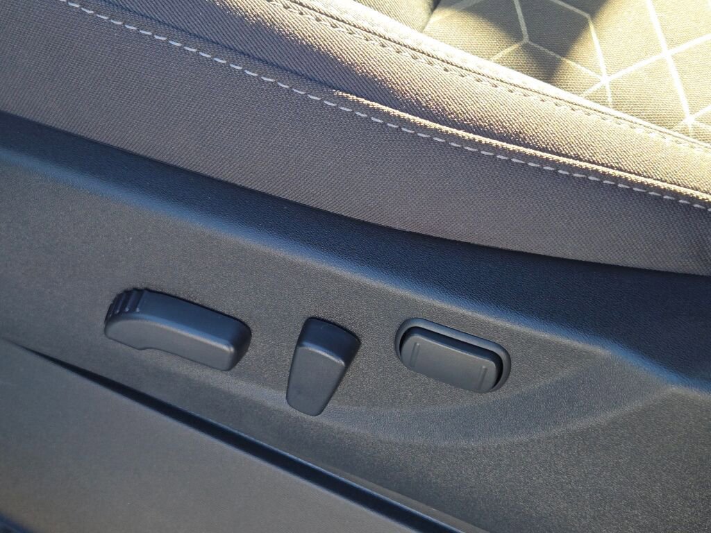 New 2026 Nissan Frontier SV w/ All-Weather Content Package image 20