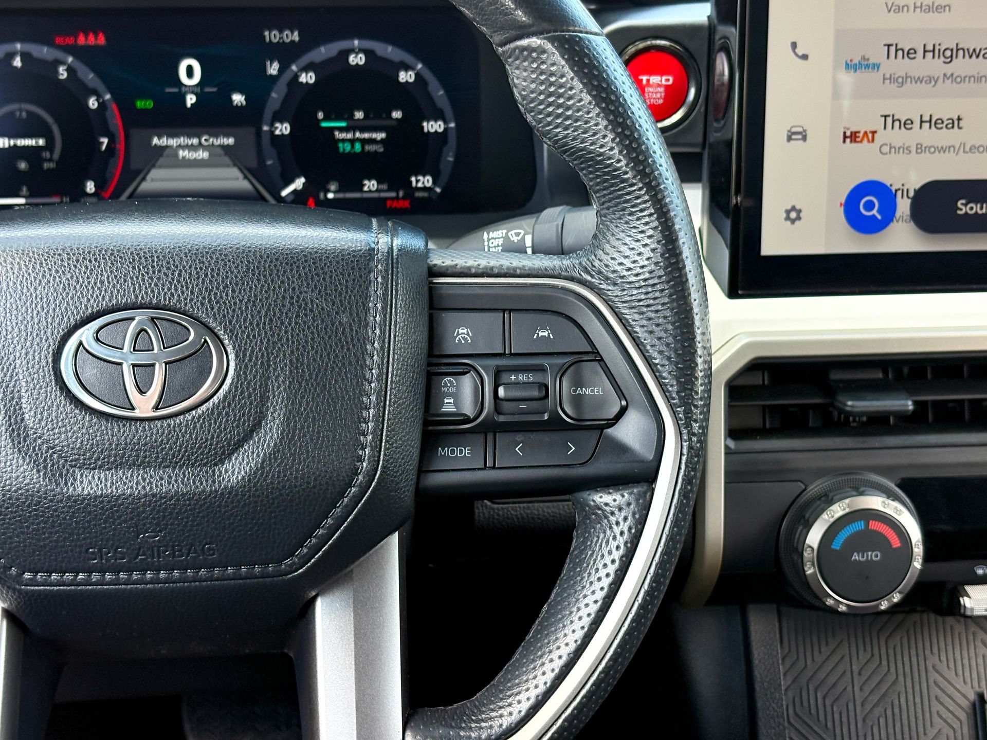 Used 2024 Toyota Tacoma TRD Off-Road AWD/4WD image 30