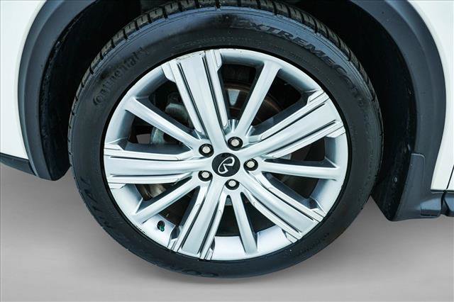 Used 2020 INFINITI QX50 Sensory w/ Proactive Package AWD/4WD image 9