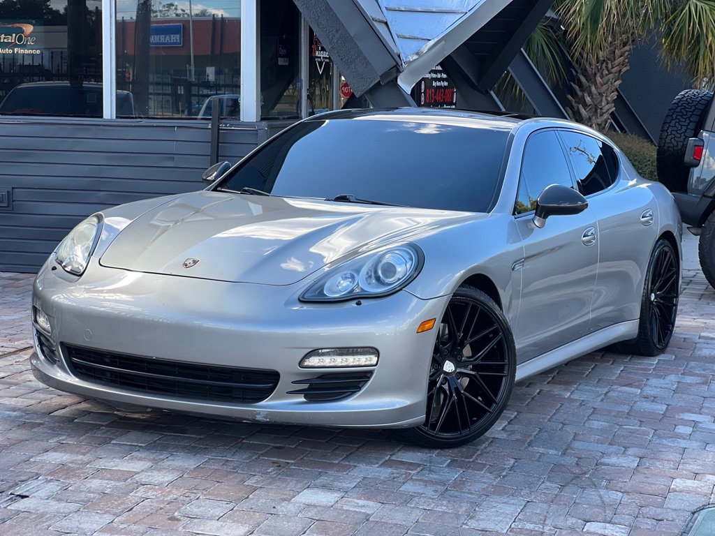 Used 2012 Porsche Panamera S RWD image 1