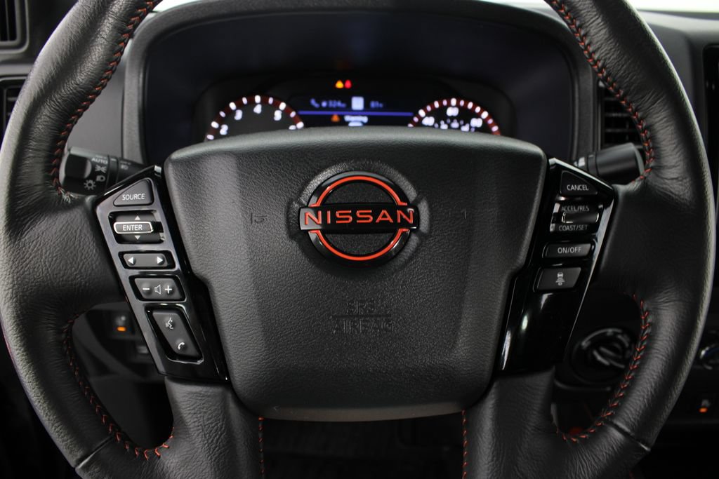 Used 2024 Nissan Frontier PRO-4X w/ Technology Package AWD/4WD image 12