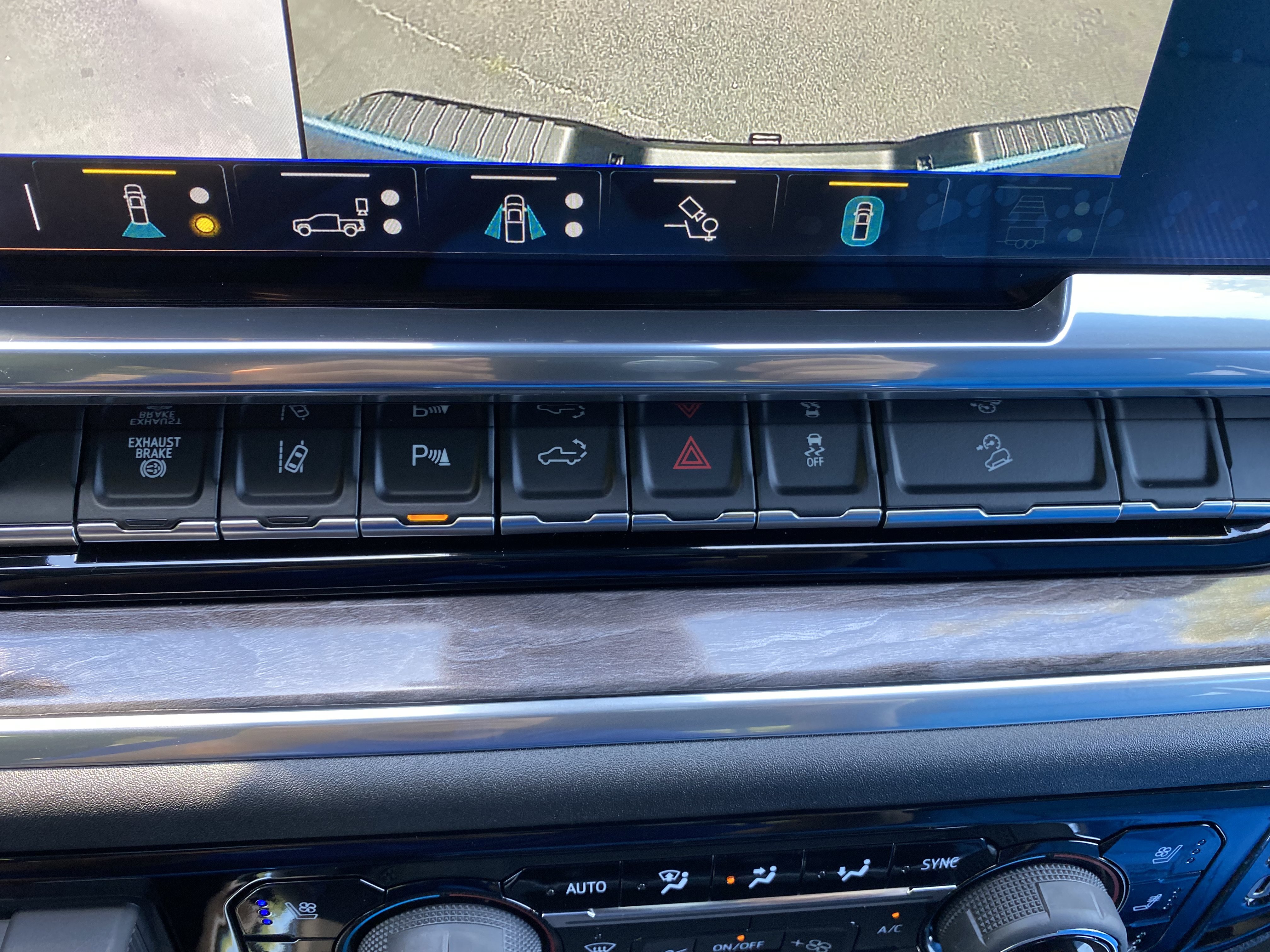 New 2025 Chevrolet Silverado 2500 LTZ w/ Trail Boss Package AWD/4WD image 29