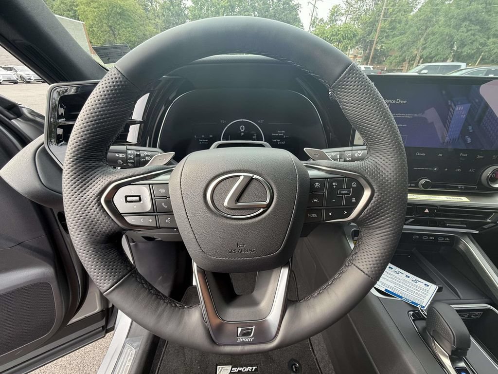 New 2026 Lexus TX 500h AWD image 17