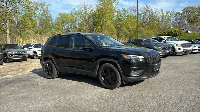 Used 2019 Jeep Cherokee Limited w/ Trailer Tow Group AWD/4WD image 2